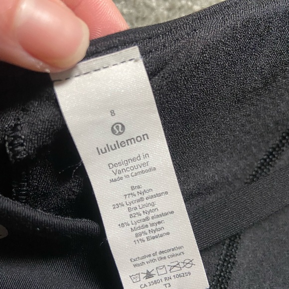 Lululemon black sports bra - Picture 3 of 3